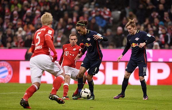 奠定职业生 奠定职业生