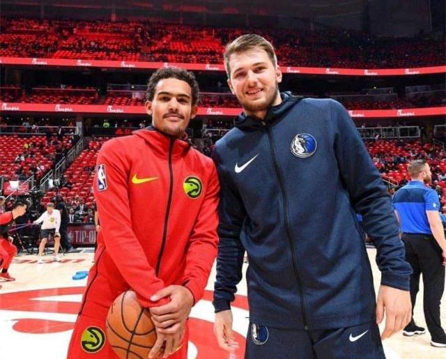 的背面投下 的背面投下